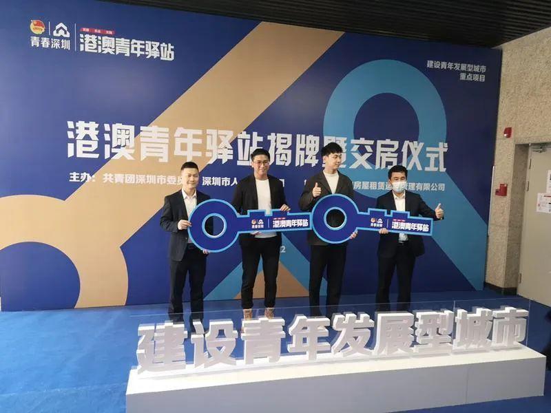 db3d0881-7933-49bf-94c9-45631402f0c1.jpg